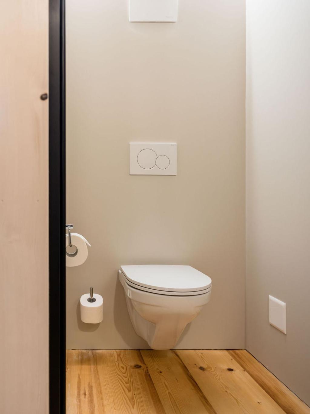 Poort A Poort Dorfhotel Grengiols エクステリア 写真
